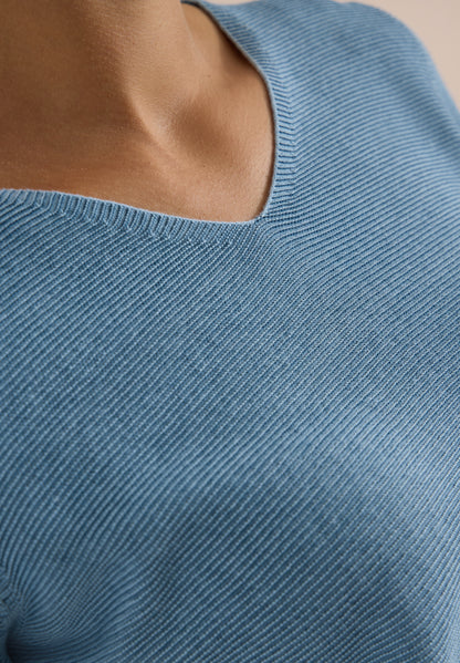 Pullover im Two-Tone-Look mit V-Neck