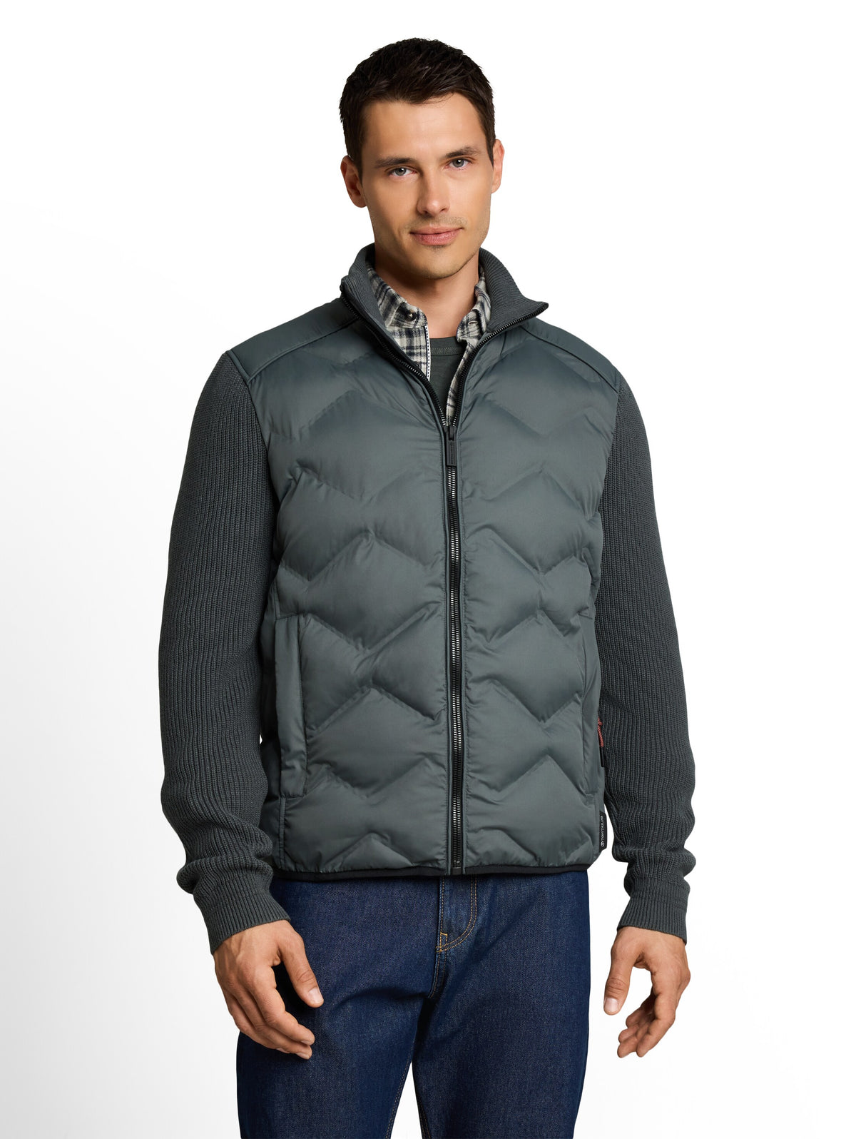 Hybrid Steppjacke mit Strick-Details