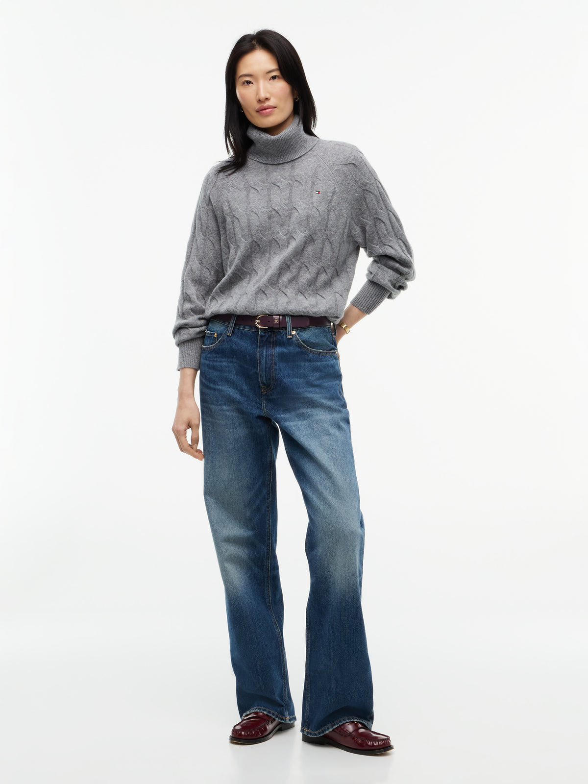 SOFT WOOL CABLE ROLL-NK LS SWT