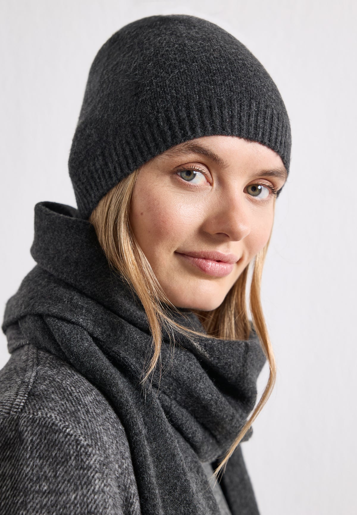 Feinstrick Beanie in Unifarbe
