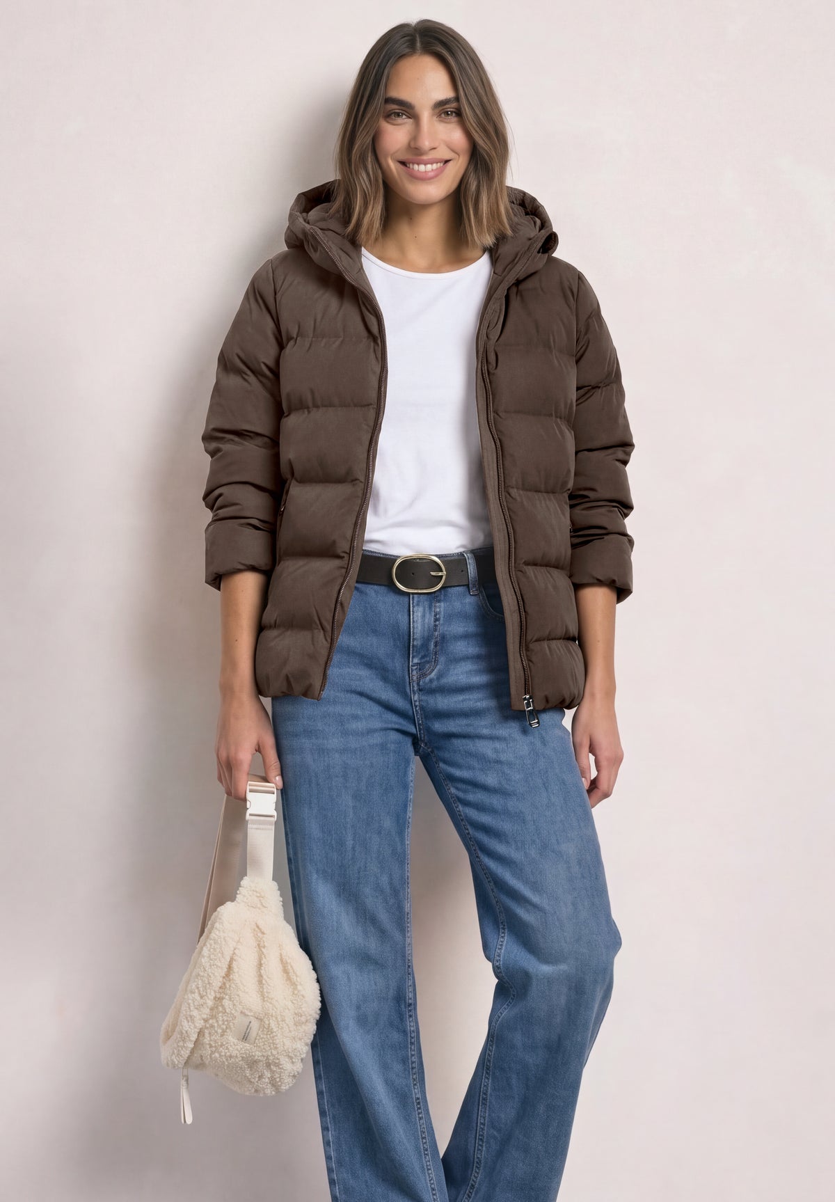 Kurze Jacke mit geklebter Steppung
