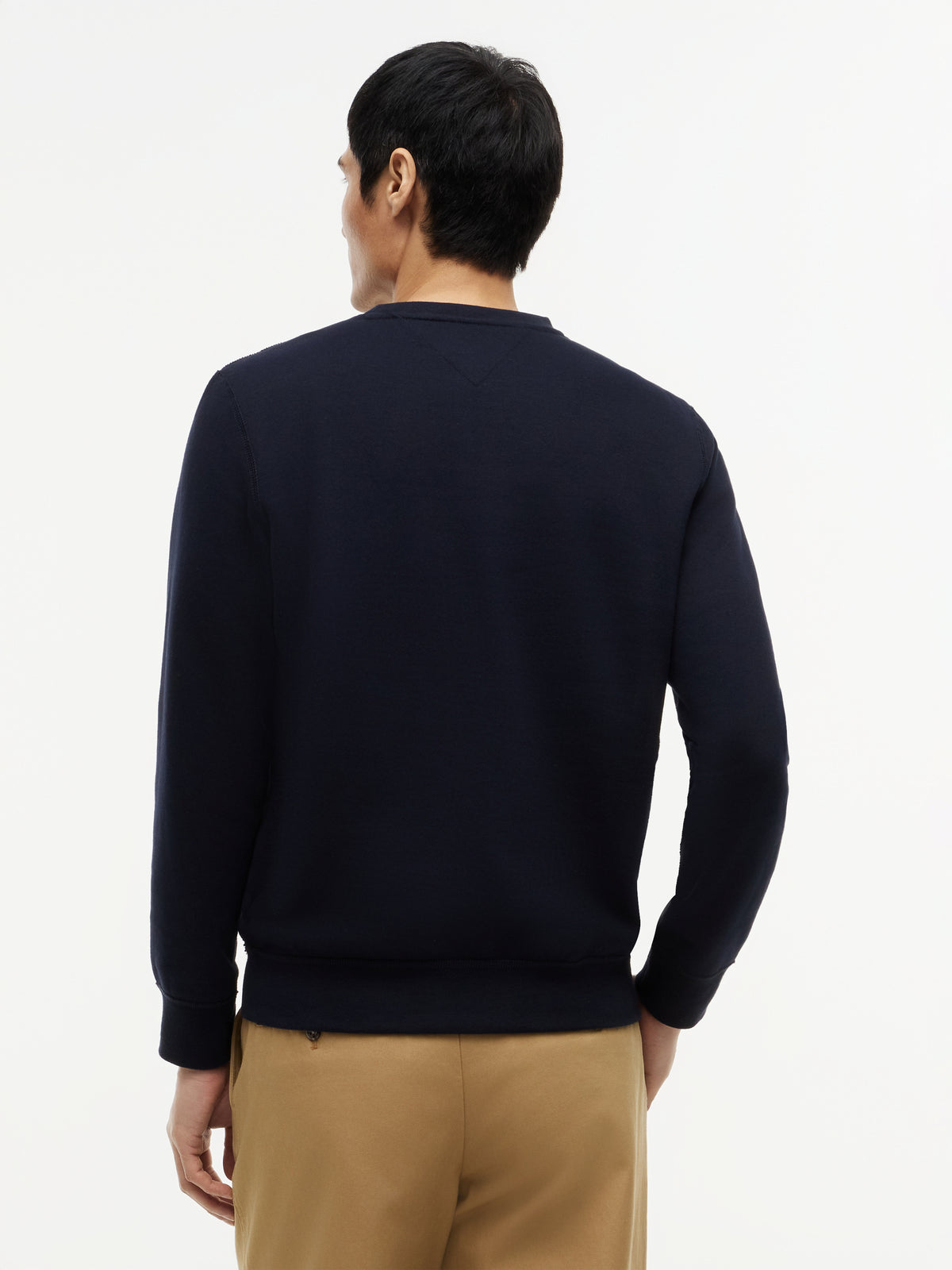ESSENTIAL FLEECE CREWNECK