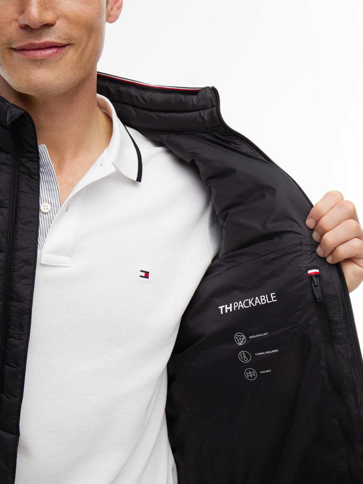 CORE PACKABLE RECYCLED JACKET