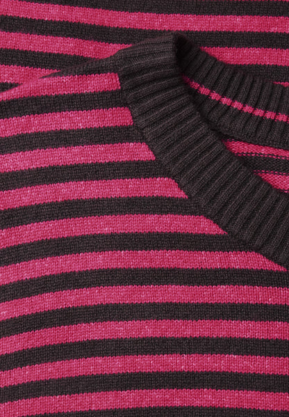 Pullover mit Rundhals und Streifen