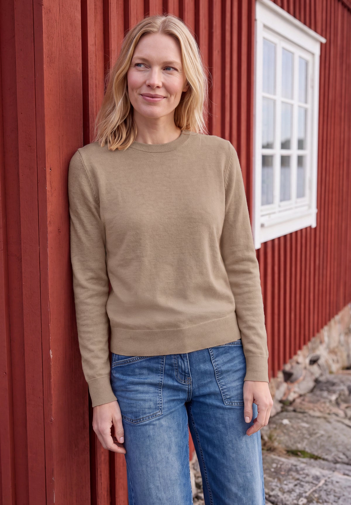 Pullover in Unifarbe mit Rundhals