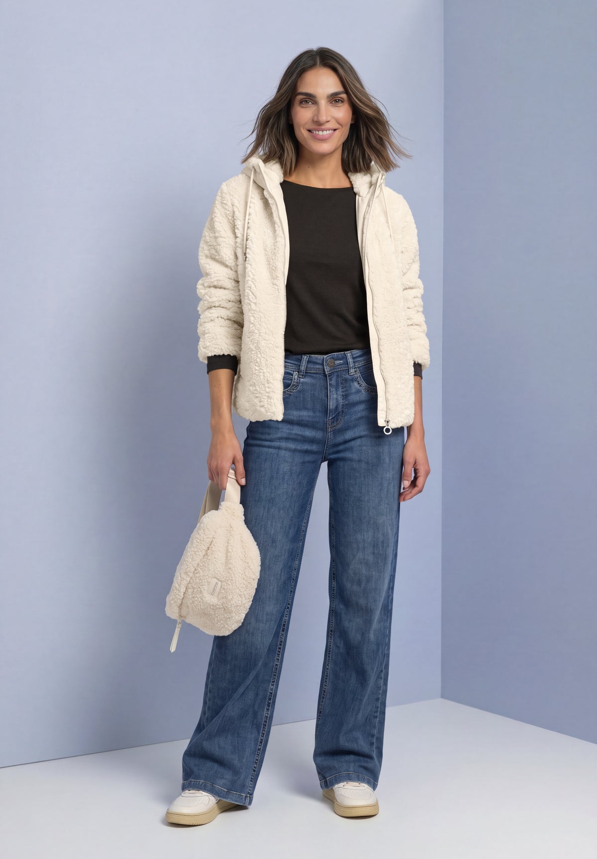 Teddy-Jacke mit Softshell-Kapuze