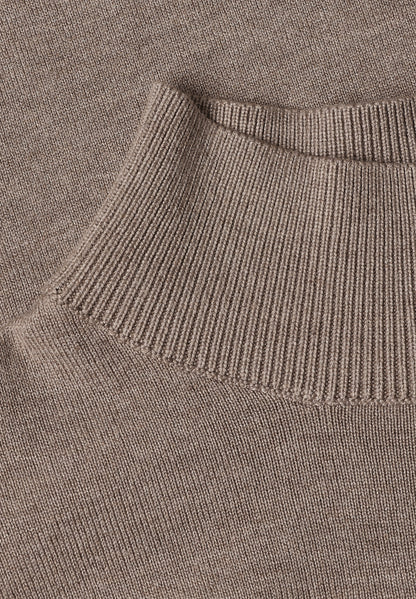 Basic Pullover mit Turtle Neck