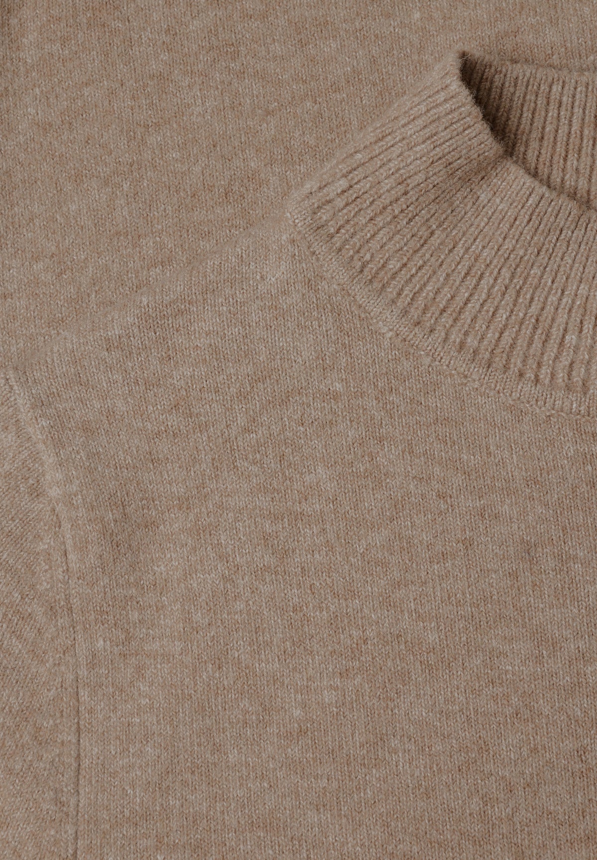 Kurzarm Pullover mit Turtle Neck