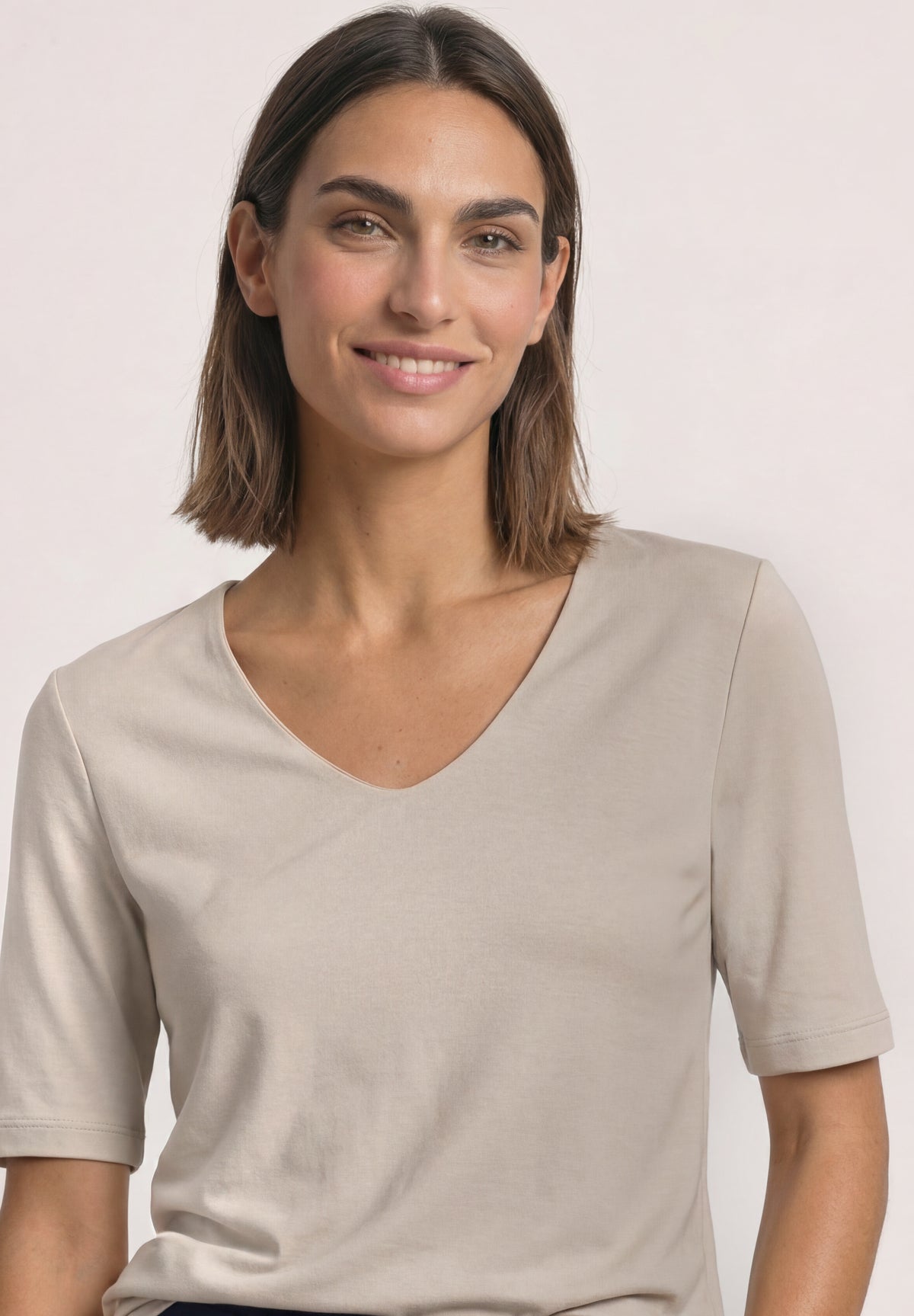 Basic T-Shirt mit blickdichter Front