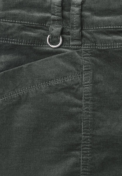 Barrel Leg Hose aus Cord im Casual Fit