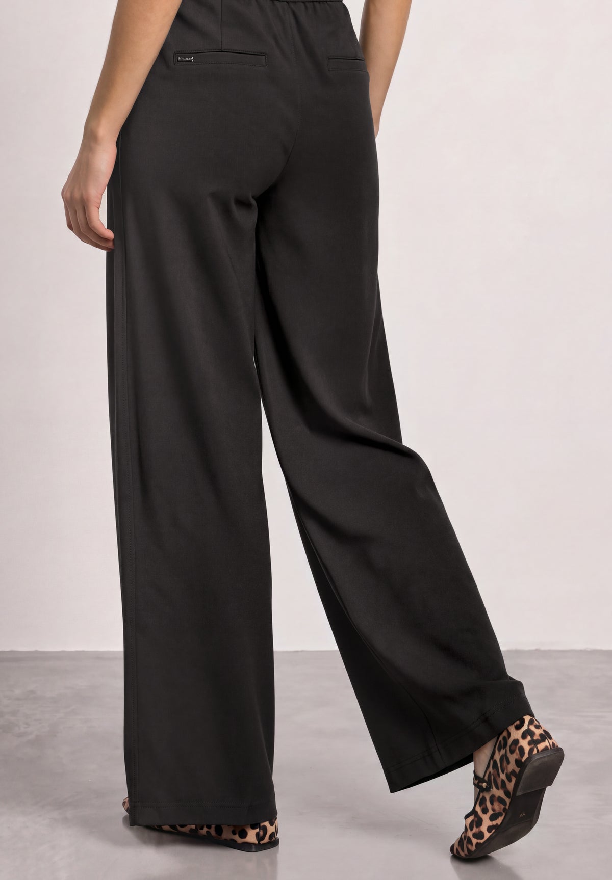 High Waist Straight Leg Hose im Casual Fit
