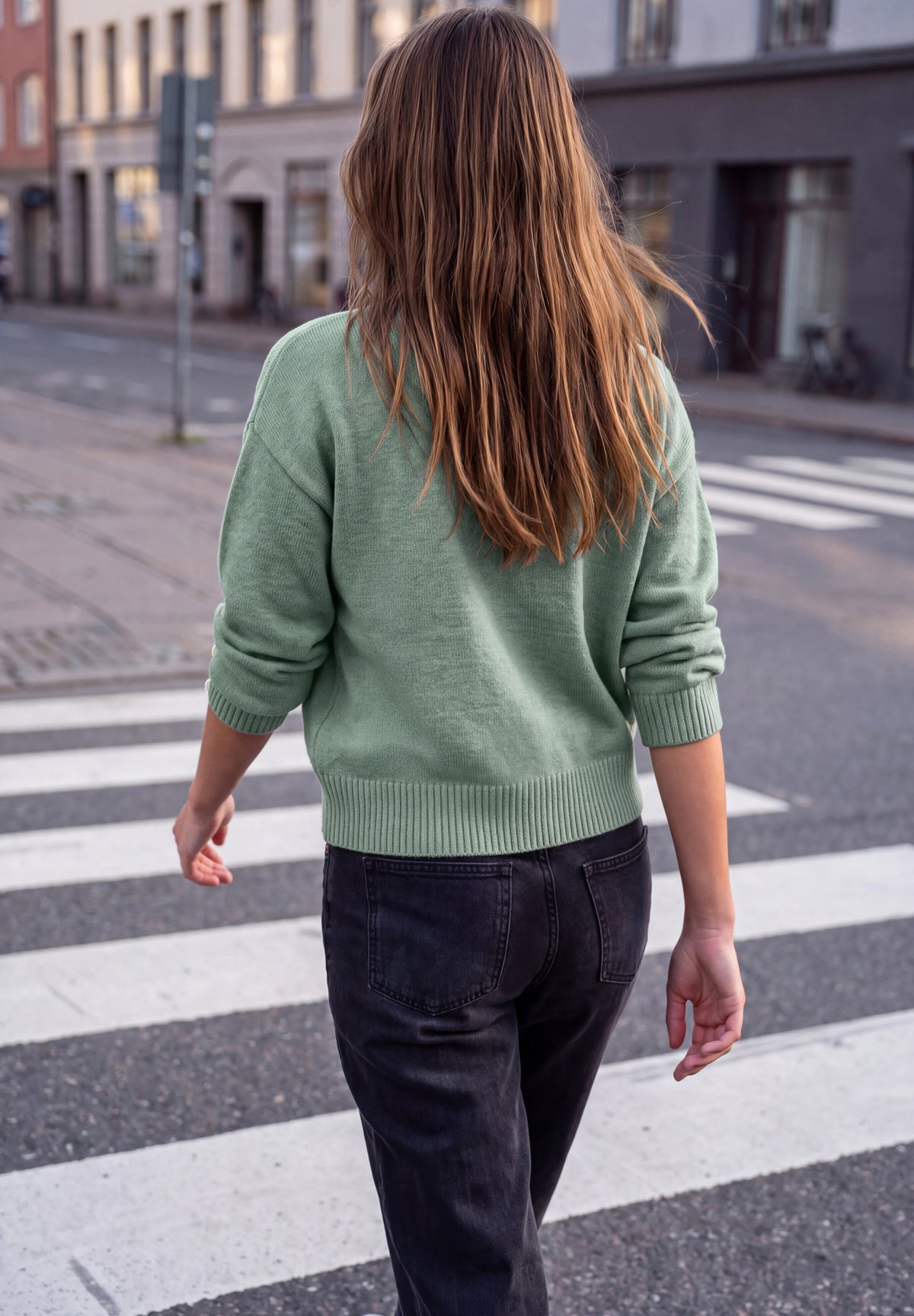 Pullover mit Rundhals und Knopfdetails
