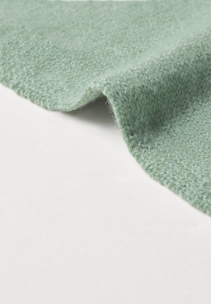 Strickschal in Diamantform