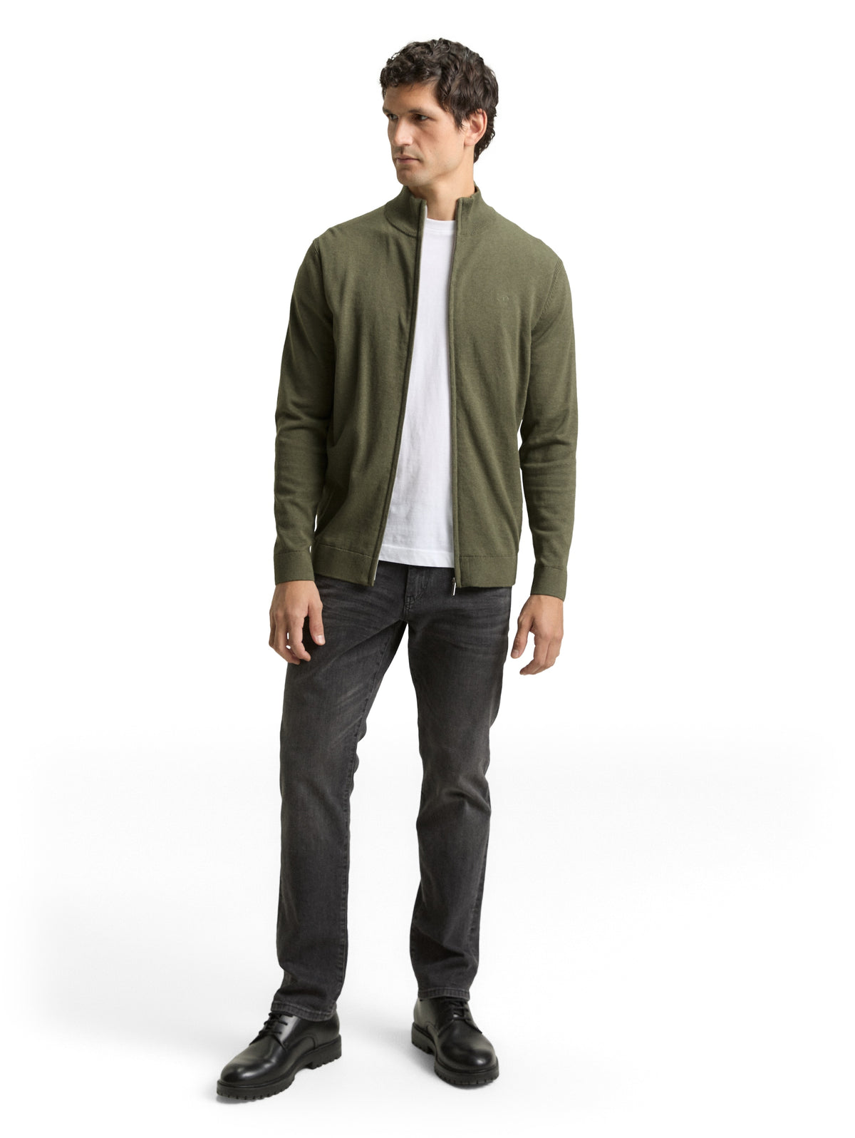 Strickjacke mit Stehkragen