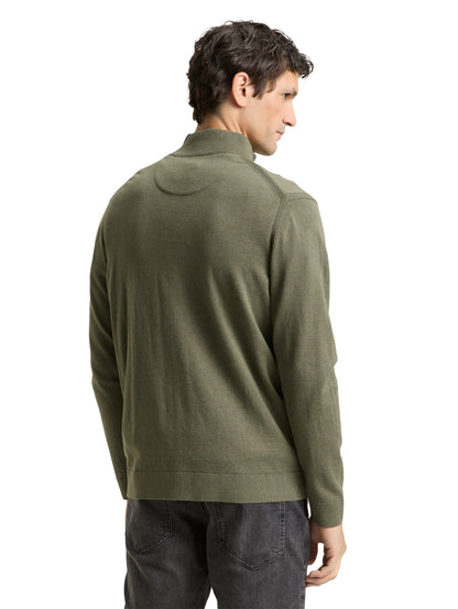 Strickjacke mit Stehkragen