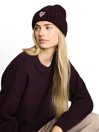 Beanie Mütze mit Stickerei