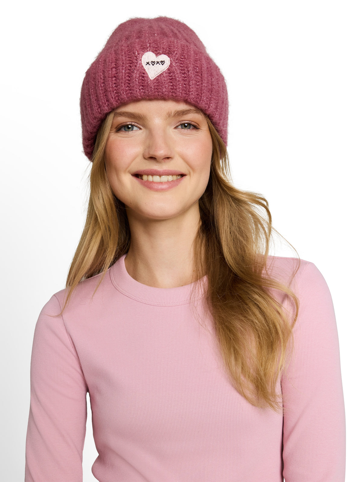 Beanie Mütze mit Stickerei