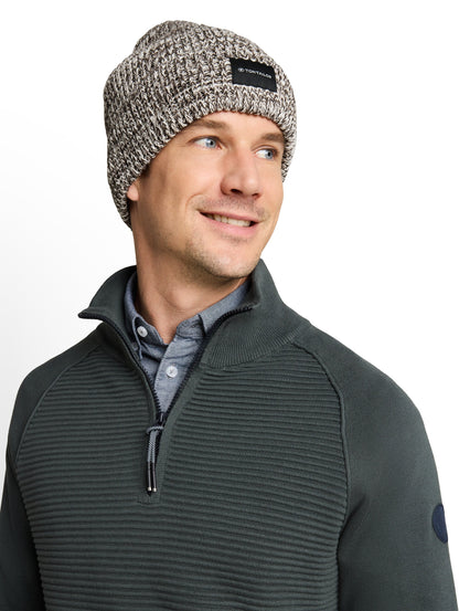 Beanie Mütze mit Logo-Label
