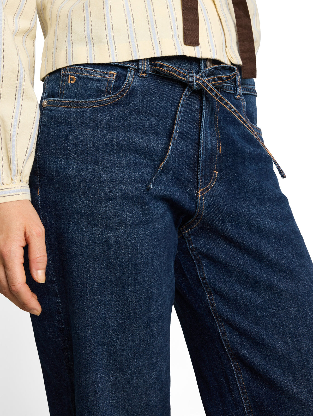 TTEMILY WIDE Jeans mit Bindegürtel