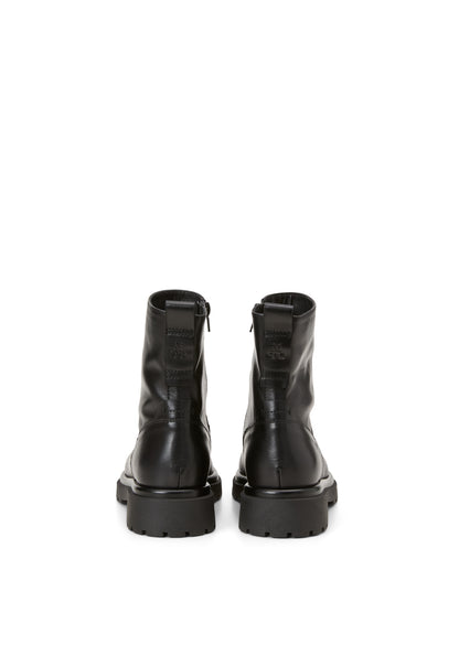 Stiefel Model Birte