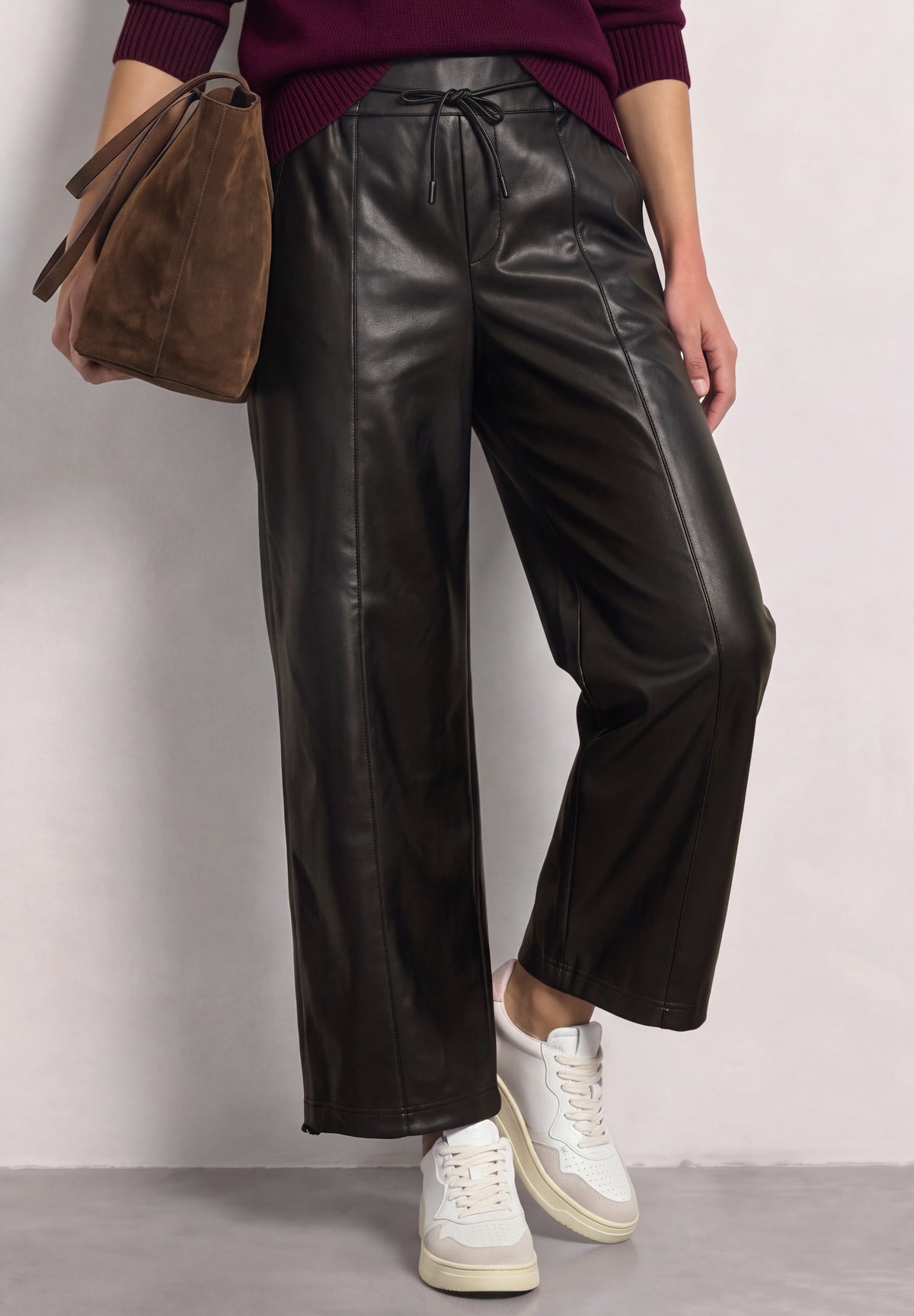 Straight Leg Hose in Leder-Optik